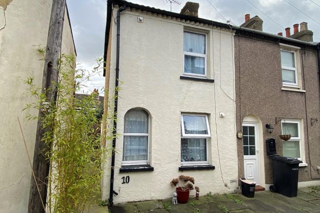 Terraced house for sale in Lydia Cottages, Wrotham Road, Gravesend, Kent