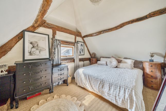 1340433-11-689B6A...