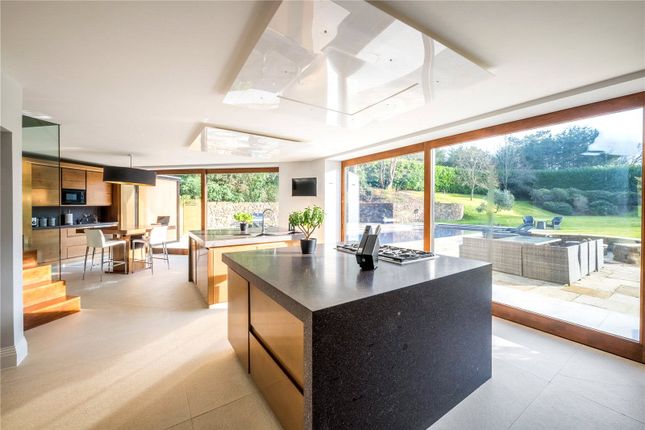 Kitchen/Breakfast Rm