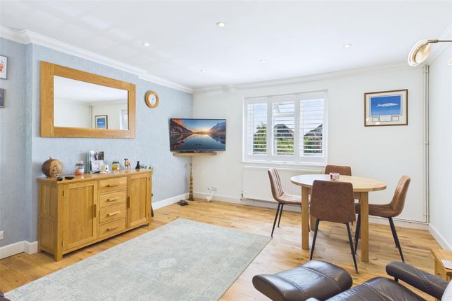 83a Poulters Lane, Worthing photo 4