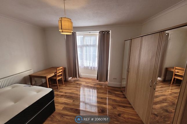 Room to rent in Wearside Rd, Lewisham