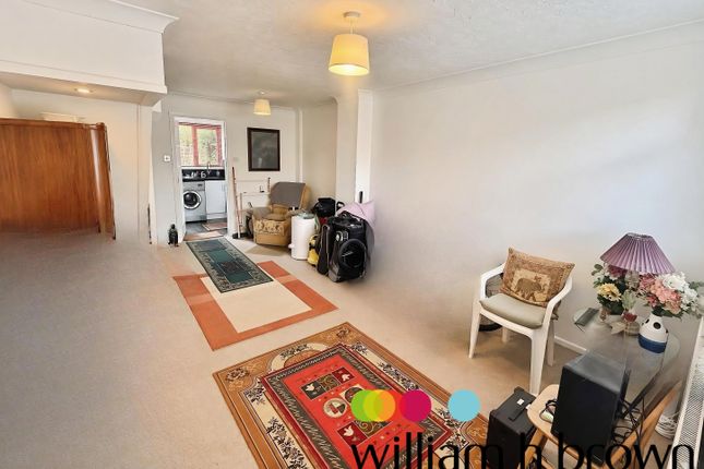 James Close, Wivenhoe photo 2