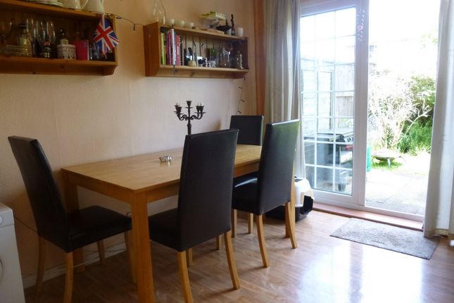 14, Cygnus Drive, Leighton Buzzard photo 4