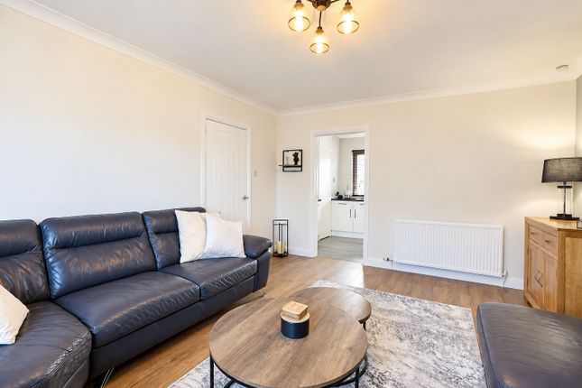 78 Bankhead Crescent, Bonnybridge photo 4