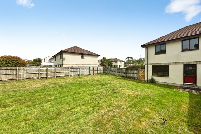17 Wheal Oak, Helston, Cornwall photo 3