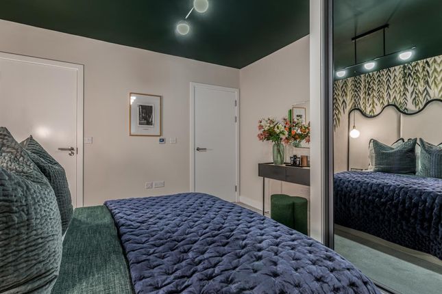 Dagenham Green 2 Bed Show Apartment