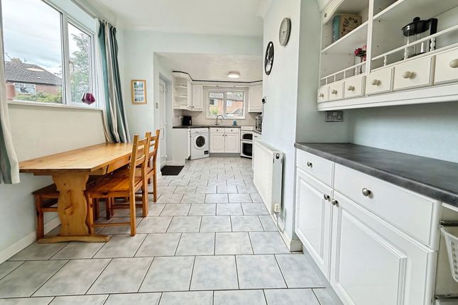 7 The Butts, Stoke-On-Trent photo 3