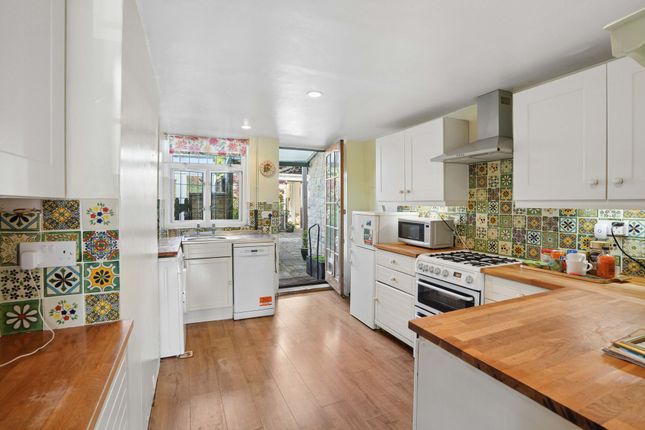 77 Hailey Road, Witney photo 3