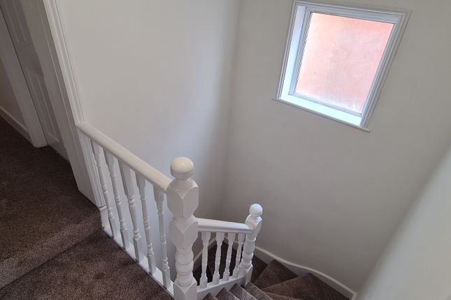 83, Newton Road, RUSHDEN photo 5