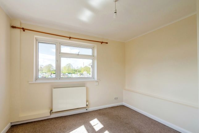 Flat for sale in Felpham Road, Bognor Regis, West Sussex