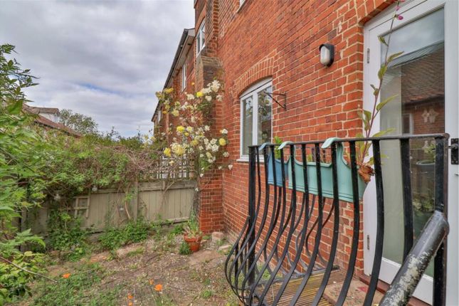 Town house for sale in 5 The Granary, Hadleigh, Suffolk