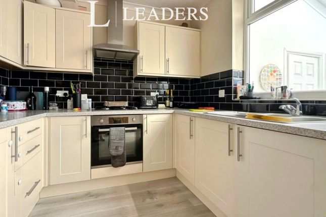 70, Albemarle Avenue, Gosport photo 4