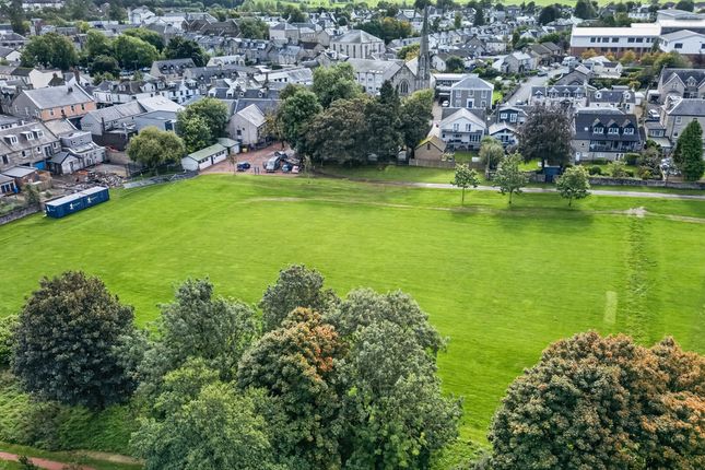 2, Park View, Strathaven photo 2