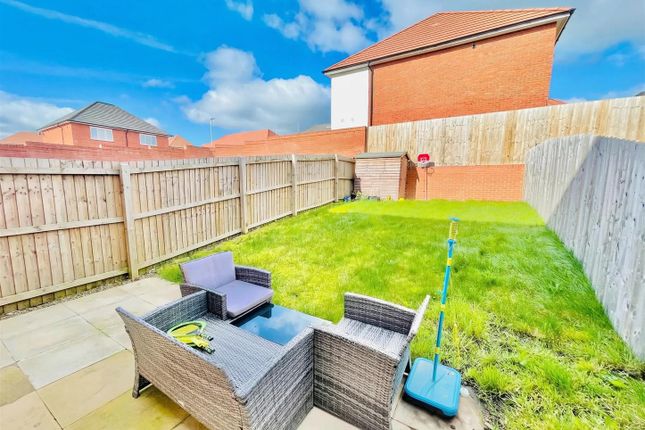 15, Rutherford Drive, Northwich photo 2