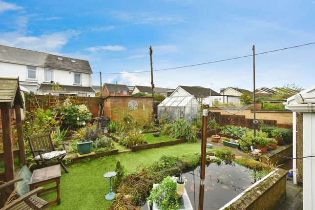 10, Brecon Road, ABERDARE photo 3