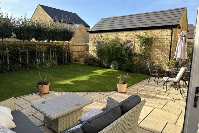 Detached house for sale in Chipping Norton, Oxfordshire