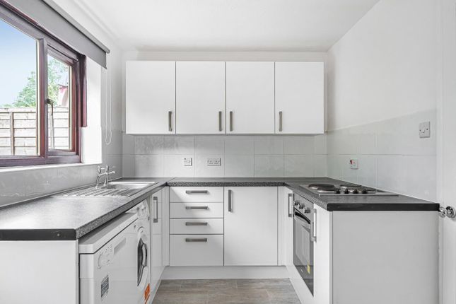12, Caernarvon Gardens, Chandler's Ford photo 3