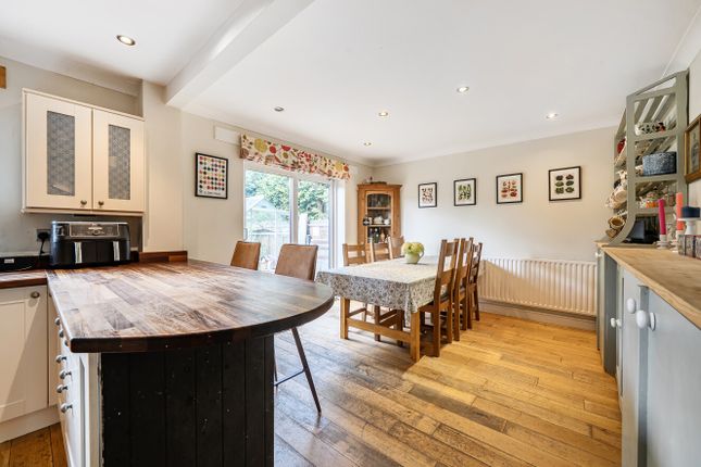 14, Goldfinch Way, Winchester photo 4