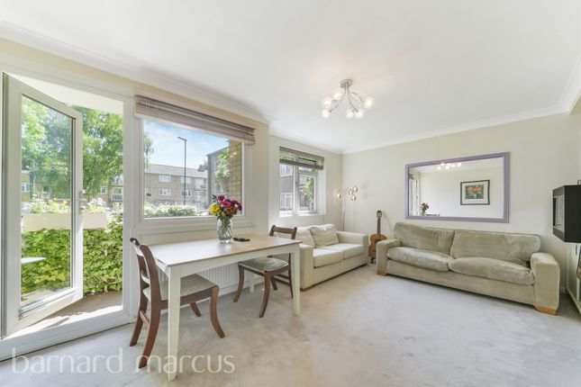 Thumbnail Flat for sale in Beaconsfield Close, London