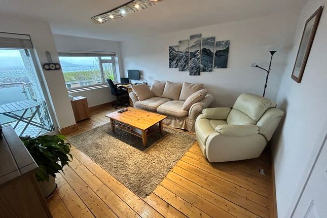 11, Ormeside, Penrhynside photo 3
