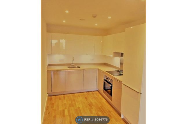 Crossways Windsor Road, Slough photo 4
