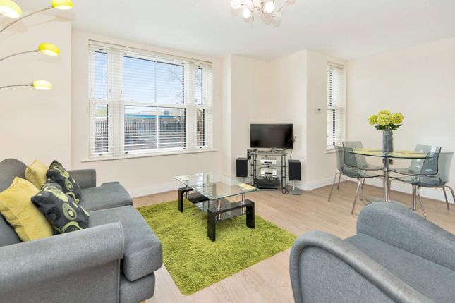 Flat 5, Greenwich Court, 131, WINDSOR photo 2