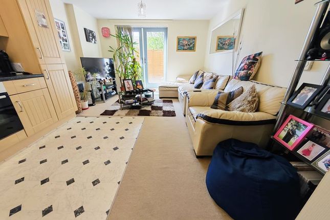 5 Saltley House, Taywood Road, Northolt photo 3