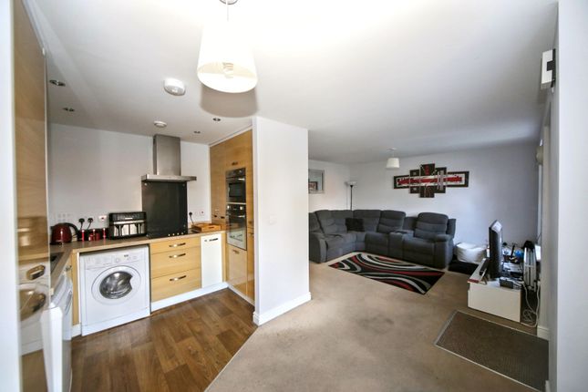 38 Thomas Street, Wigan photo 3