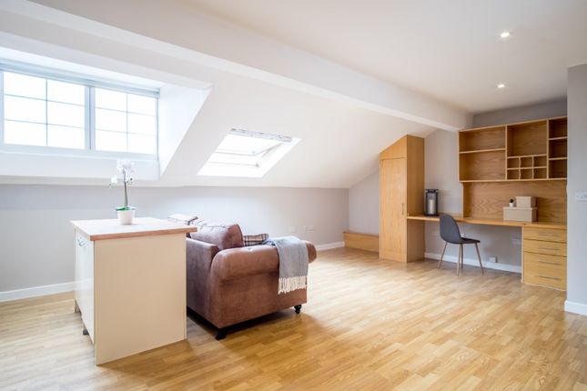 Flat 9, 52 Bankfield Road, Huddersfield photo 4
