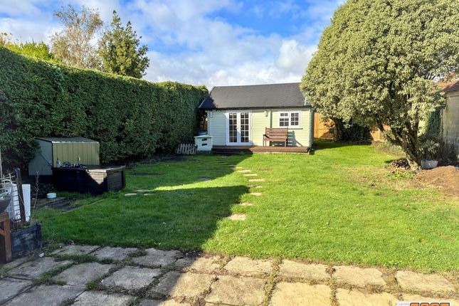 Yew Tree Road, Hayling Island photo 3