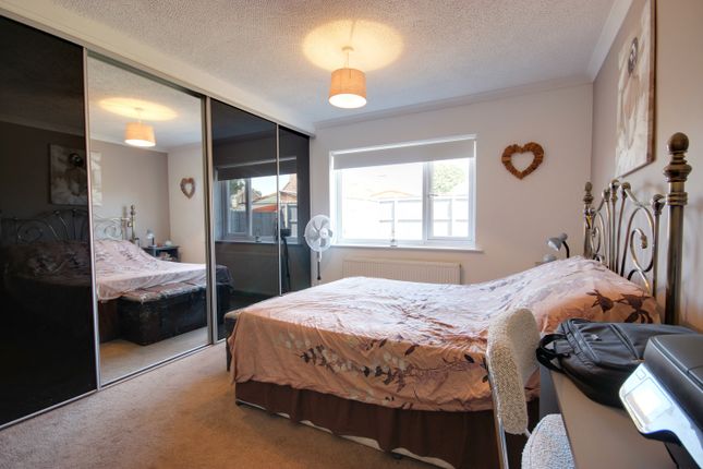 100, Westlands Way, Beverley photo 4