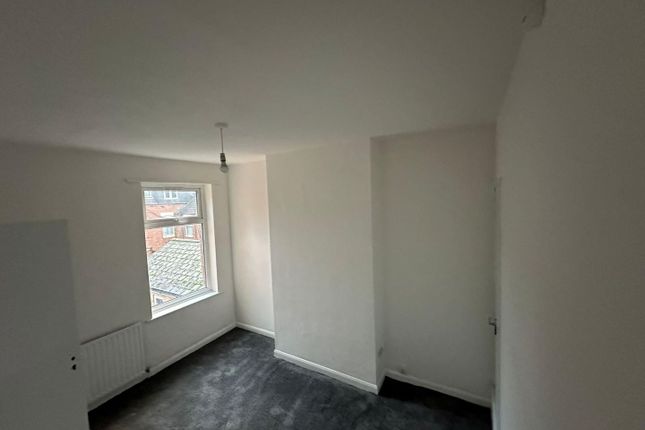 Whatsapp Image 2025-12-10 At 16.15.16_Da1c19Cb.Jpg