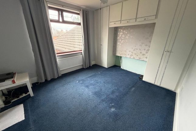 215 215,, 215 North Road, Manchester photo 4