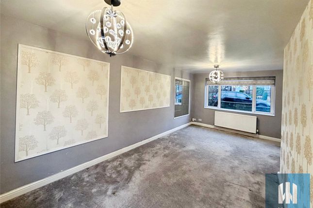 14, Ochrewell Avenue, Huddersfield photo 4