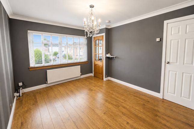 8, Nairn Court, Kilwinning photo 2