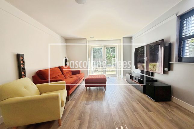 2, Addlestone photo 4
