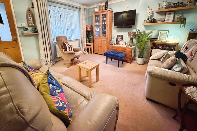 25, Tudor Road, Lincolnshire photo 2
