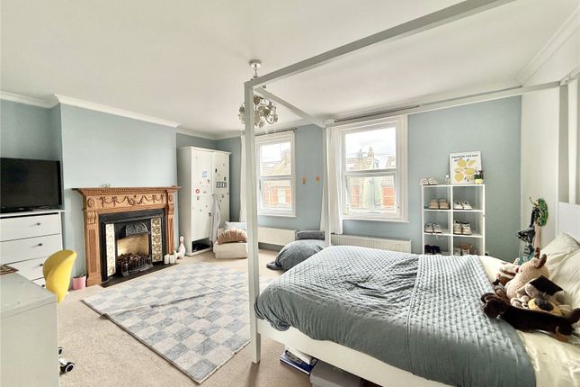 79, Hurst Road, East Sussex photo 5