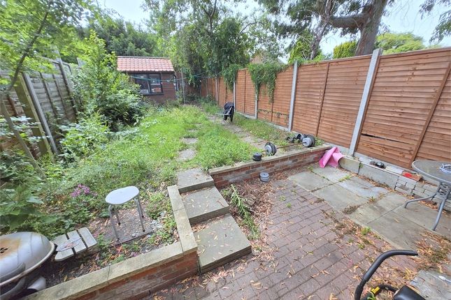 90, Farmfield Road Downham, London photo 5