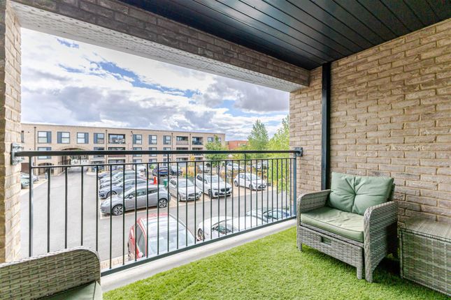 88, Bourne Court, Ruislip photo 4