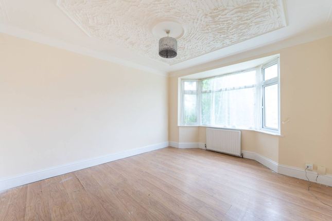 Thumbnail Bungalow to rent in Sandringham Road, Northolt