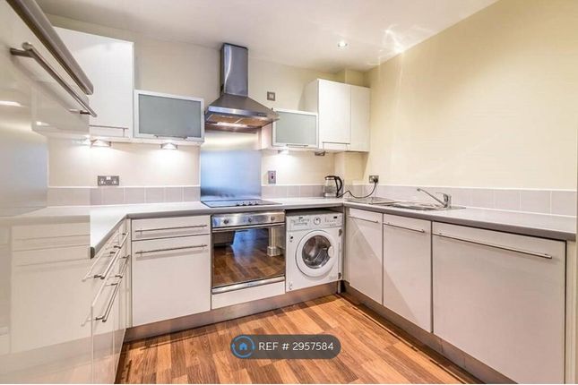 Apartment, Medlock Place City Road East, Manchester photo 5