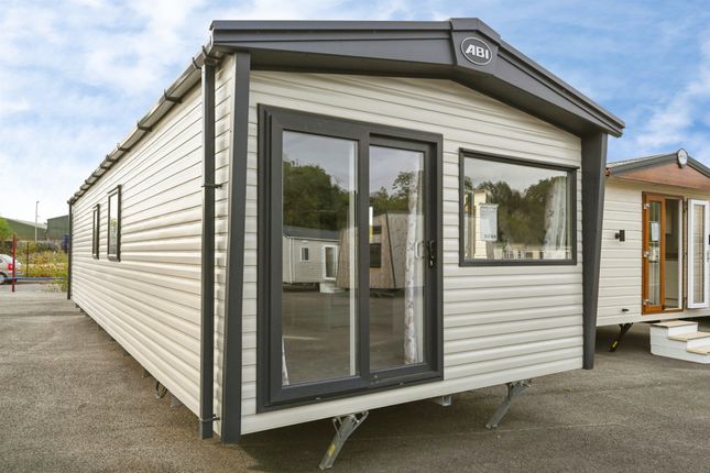 2-bed caravan on Cowarth Deluxe, Witham Bank, Lincoln, £39,995