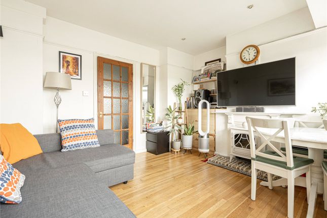 Thumbnail Flat for sale in Commonside Court, Streatham High Road, London