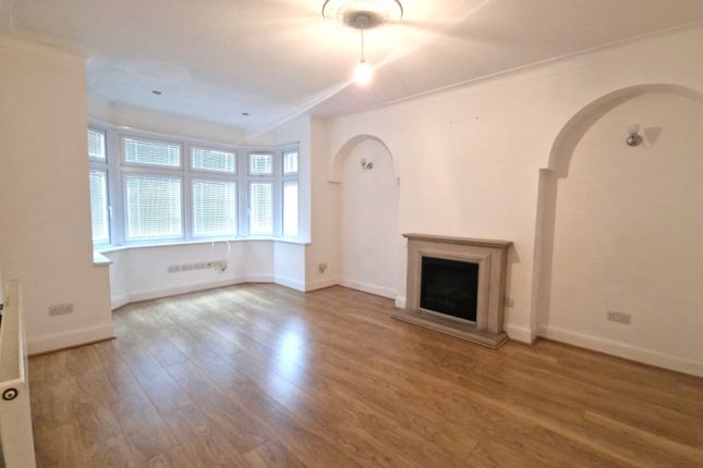 9, Hillside Road, NORTHWOOD photo 5