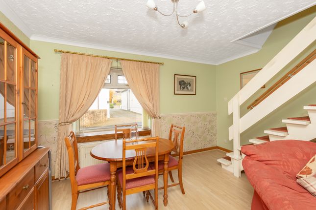 51, Mid Beveridgewell, Dunfermline photo 4