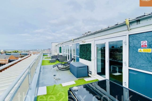 Stunning Penthouse In The Heart Of The Jewellery Quarter – Available Now