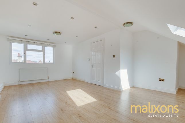 Terraced house to rent in Gatton Road, London