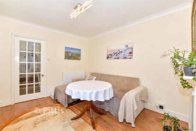 63, Station Avenue, Sandown photo 4