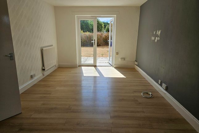 14, Harrington Court, Hertford Heath photo 3